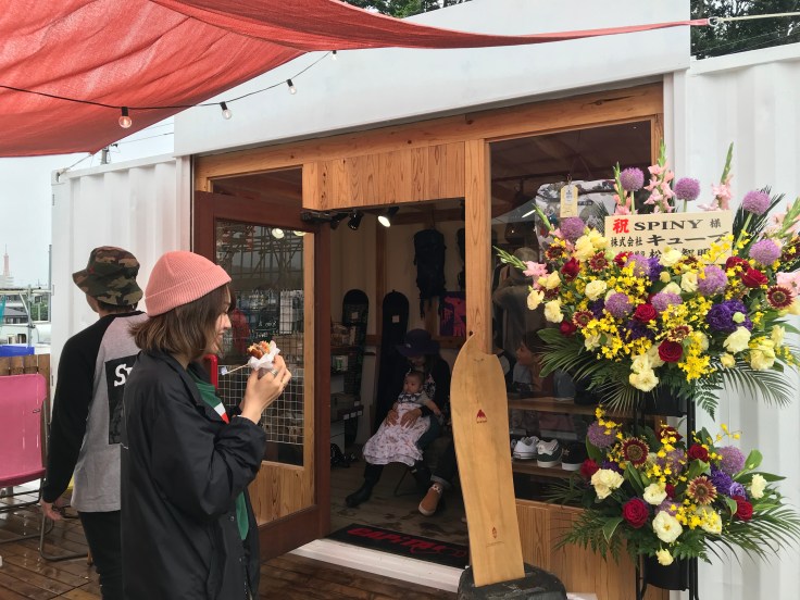 17BBE9C5-C425-411D-BE4E-DDFF44DD9D07